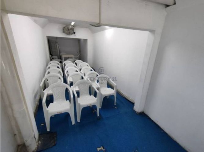 Edificio en venta en Primitivo Crespo, Cali, 480 m² · foto 10 de 20
