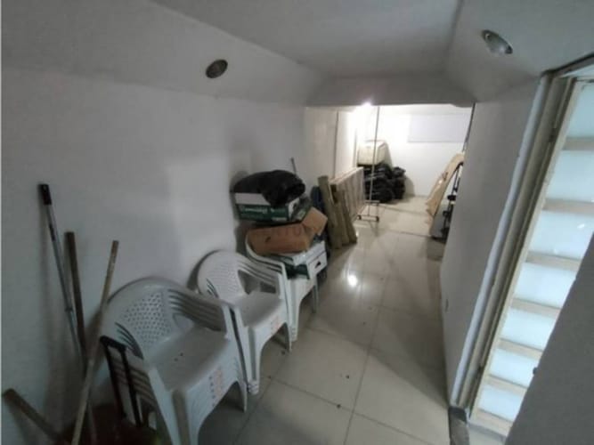 Edificio en venta en Primitivo Crespo, Cali, 480 m² · foto 16 de 20