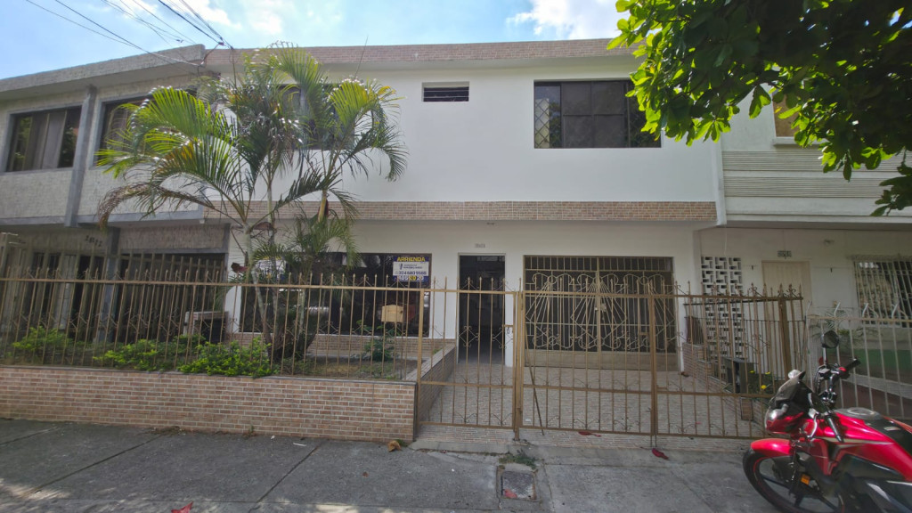 Casa en Arriendo en Santa monica, Cali