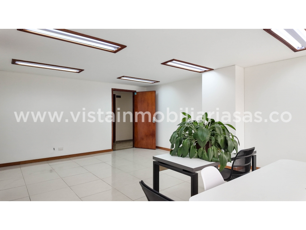 Oficina en Arriendo en Avenida Santander, Manizales