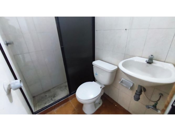 Casa de 6 alcobas en venta en La Elvira, Pereira, 250 m² · foto 19 de 21