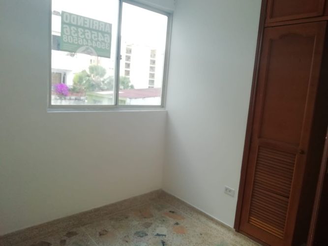 Apartamento de 3 alcobas en venta en El Prado, Bucaramanga, 52 m² · foto 5 de 17