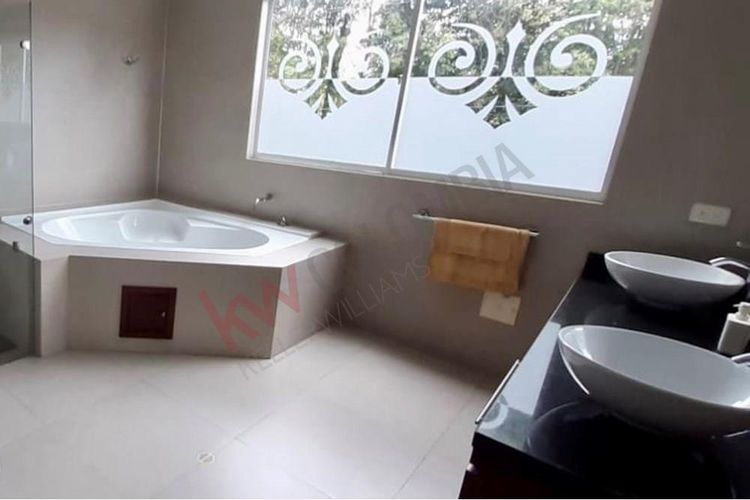 Casa de 4 alcobas en venta en Vereda La Balsa, Chía, 450 m² · foto 19 de 24