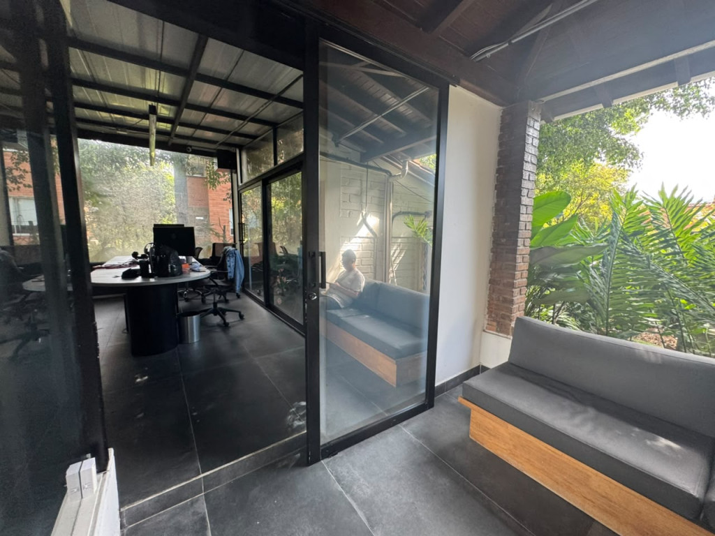 Casa en arriendo en San Lucas, Medellín · foto 5 de 18