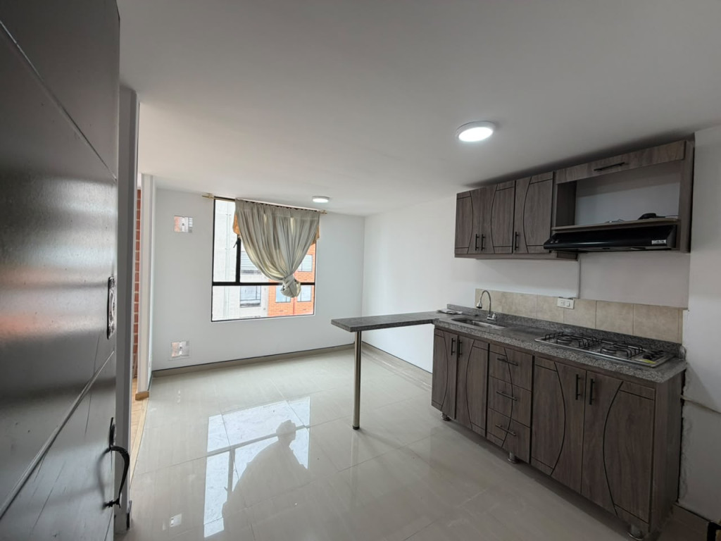 Apartamento en arriendo en Ciudad Verde, Soacha · foto 3 de 13