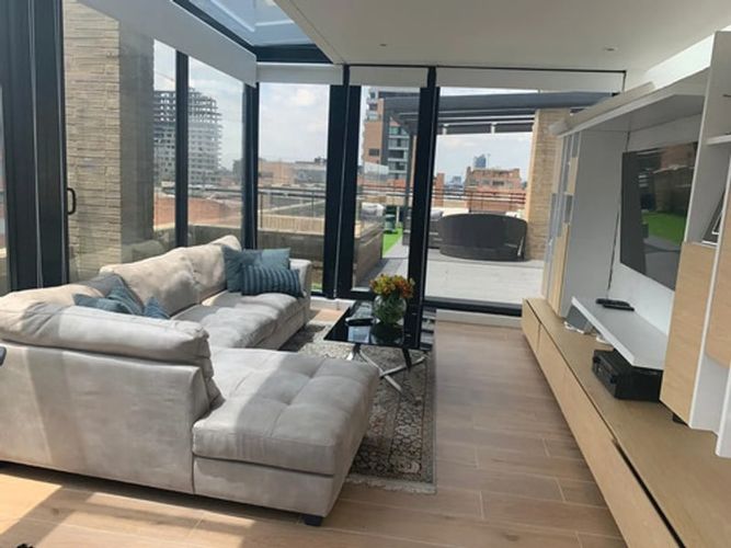 Apartamento de 4 alcobas en venta en Chicó Reservado, Bogotá, 380 m² · foto 2 de 12