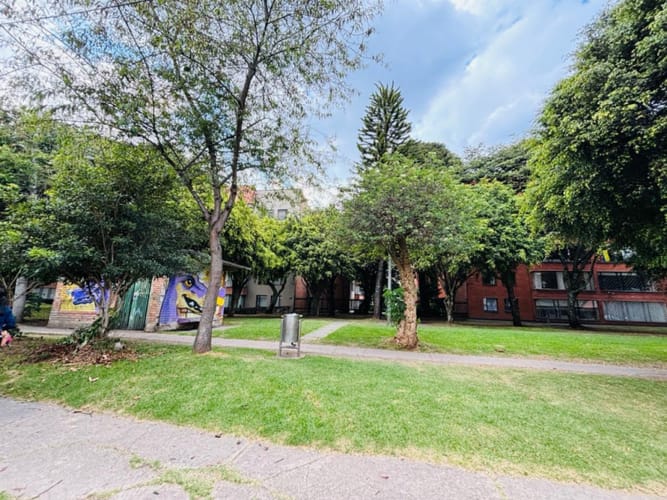Casa en venta en Santa Barbara, Bogotá · foto 10 de 16