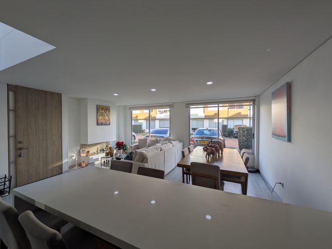 Casa en venta en La Estrella, Chía · foto 4 de 24