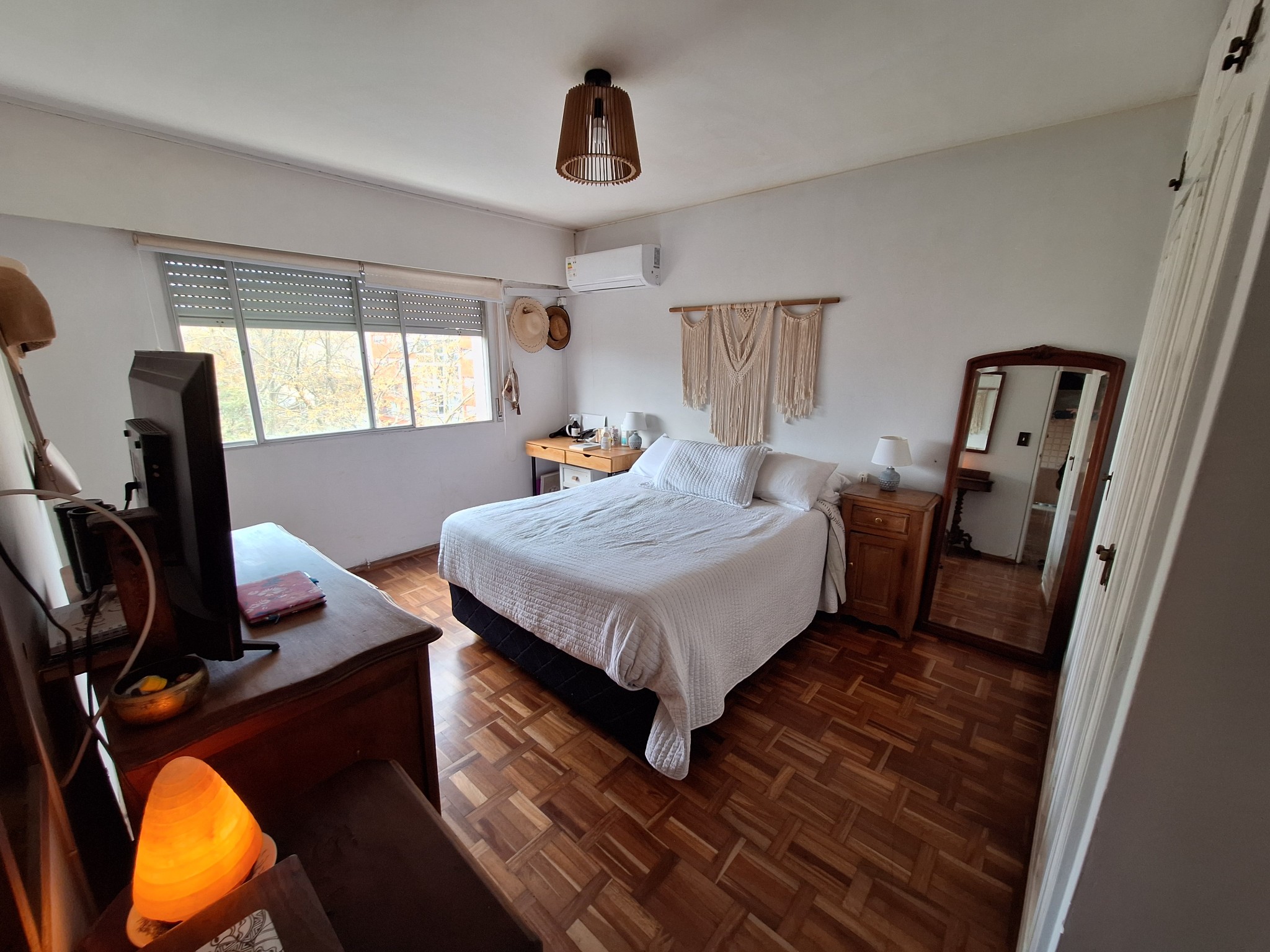 Excelente Apartamento en Alquiler en Pocitos con Gge. 3 Dormitorios + Servicio completo/escritorio. · Foto 9