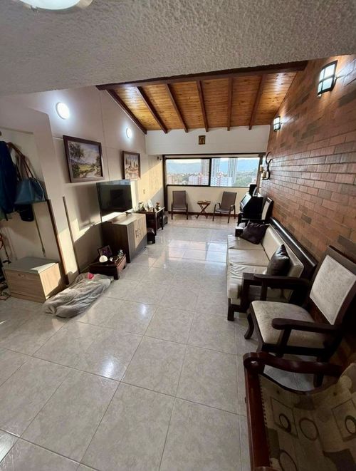 Apartamento de 4 alcobas en venta en La Floresta, Bucaramanga, 185 m² · foto 4 de 15