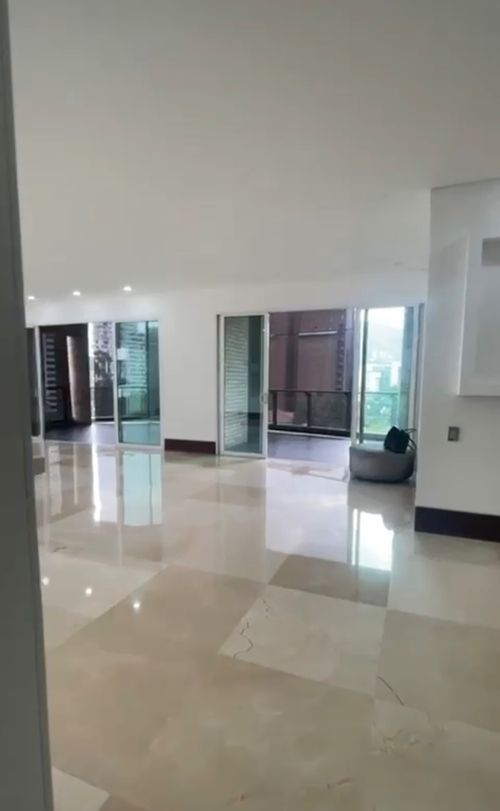 Apartamento de 4 alcobas en venta en Normandia, Cali, 374 m² · foto 3 de 24