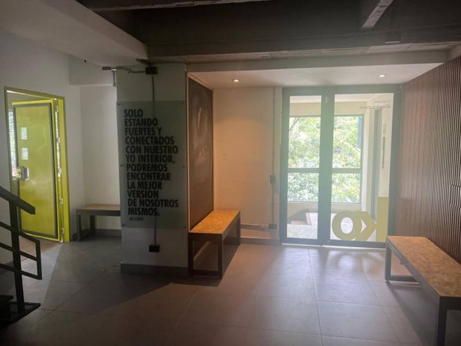 Local en arriendo en El Poblado, Medellín, 374 m² · foto 15 de 21