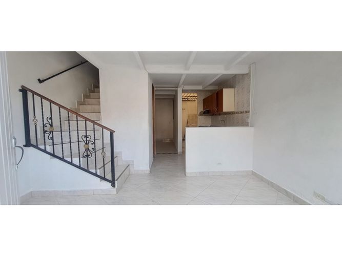 Casa de 3 alcobas en venta en Cabecera San Antonio De Prado, Medellín, 55 m² · foto 4 de 19