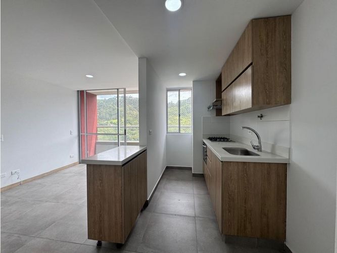 Apartamento de 2 alcobas en venta en Cañaveralejo, Sabaneta, 57 m² · foto 9 de 12