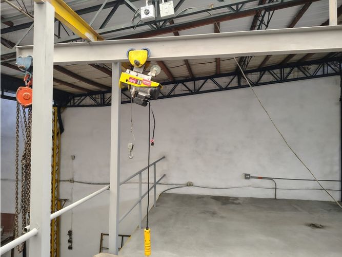 Bodega en arriendo en San Diego, Medellín, 400 m² · foto 5 de 8