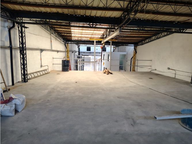 Bodega en arriendo en San Diego, Medellín, 400 m² · foto 8 de 8