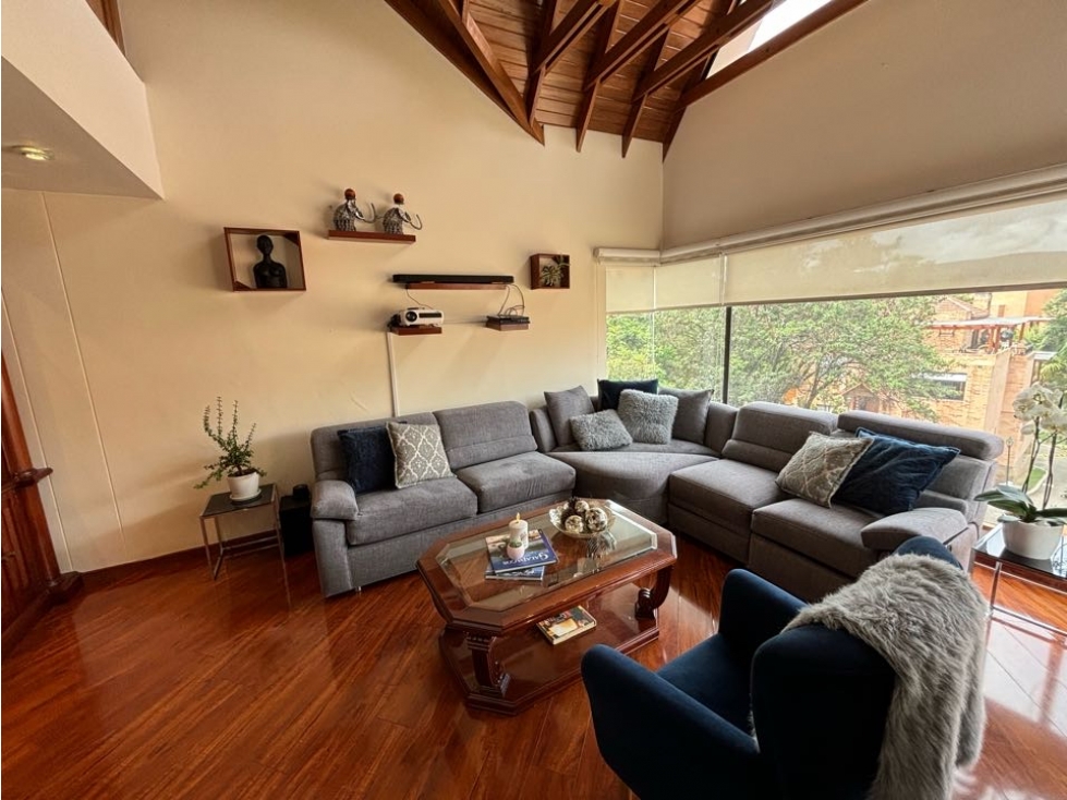 Casa en venta en Gratamira, Bogotá · foto 10 de 24
