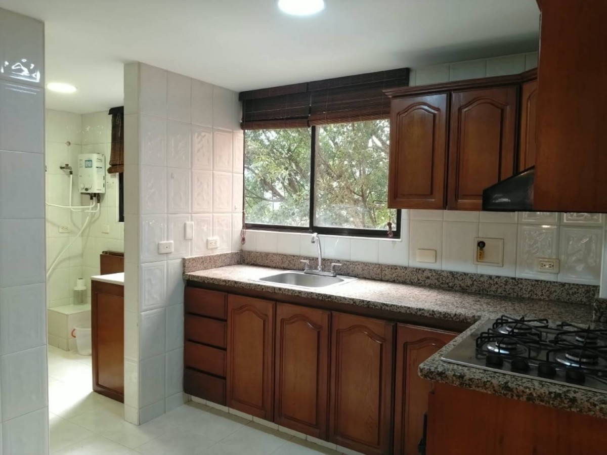 Apartamento en arriendo en San Lucas, Medellín · foto 5 de 20