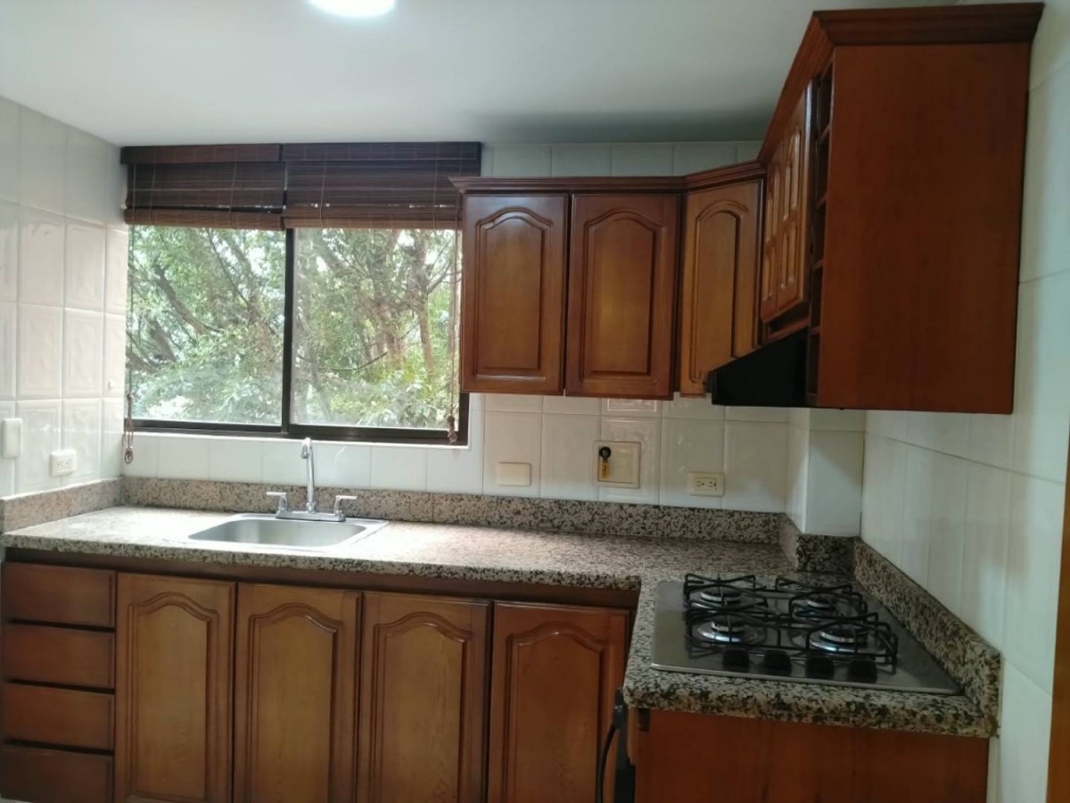 Apartamento en arriendo en San Lucas, Medellín · foto 7 de 20