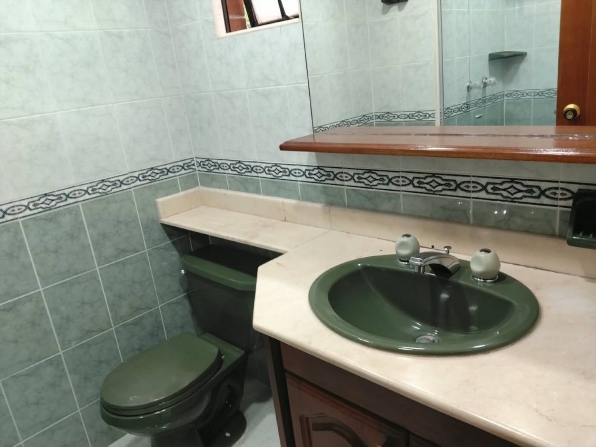 Apartamento en arriendo en San Lucas, Medellín · foto 18 de 20
