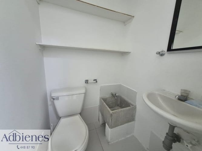 Local en arriendo en La Candelaria, Medellín, 44 m² · foto 9 de 9