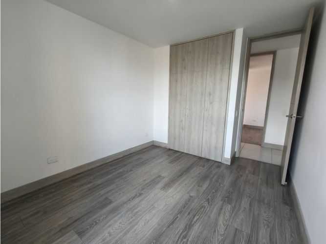 Apartamento de 3 alcobas en arriendo en La Inmaculada, Envigado, 97 m² · foto 21 de 24