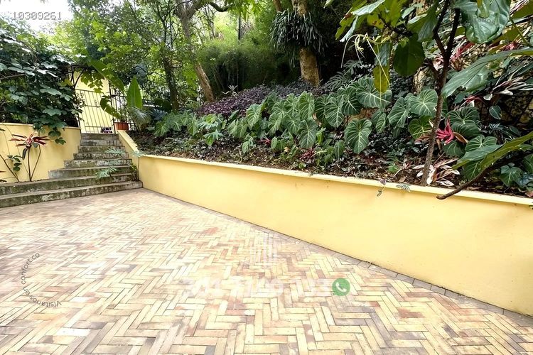 Casa de 4 alcobas en arriendo en Las Lomas No.1, Medellín, 260 m² · foto 11 de 24