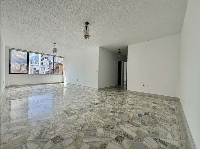 Apartamento de 4 alcobas en venta en Antonia Santos Centro, Bucaramanga, 108 m² · foto 13 de 24