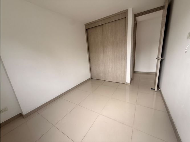 Apartamento de 3 alcobas en arriendo en Restrepo Naranjo, Sabaneta, 90 m² · foto 6 de 19