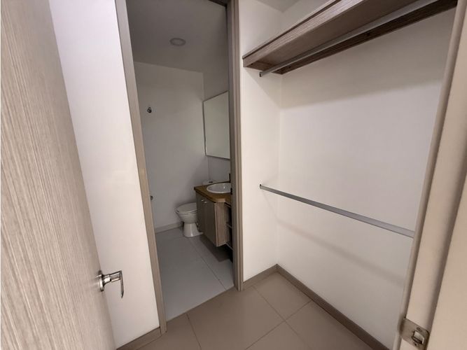 Apartamento de 3 alcobas en arriendo en Restrepo Naranjo, Sabaneta, 90 m² · foto 10 de 19