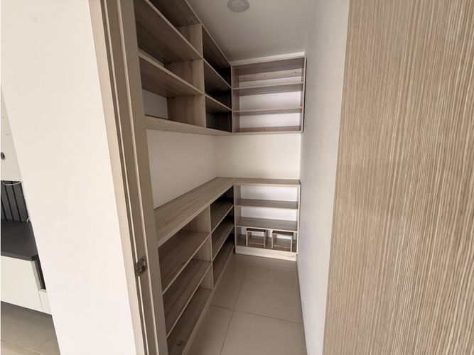 Apartamento de 3 alcobas en arriendo en Restrepo Naranjo, Sabaneta, 90 m² · foto 16 de 19