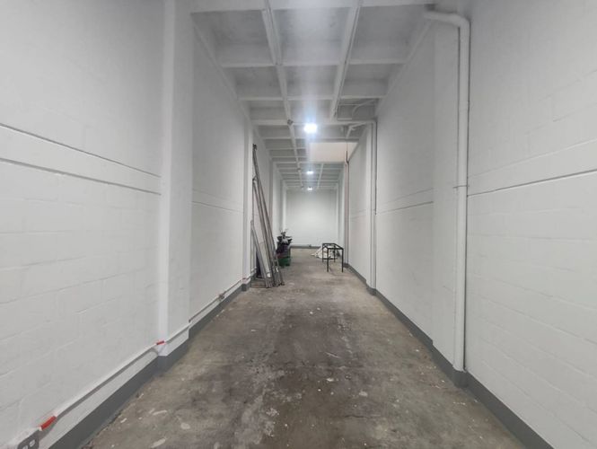 Bodega en arriendo en Trinidad, Medellín, 300 m² · foto 3 de 17