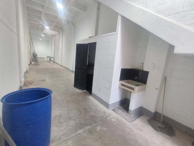 Bodega en arriendo en Trinidad, Medellín, 300 m² · foto 13 de 17