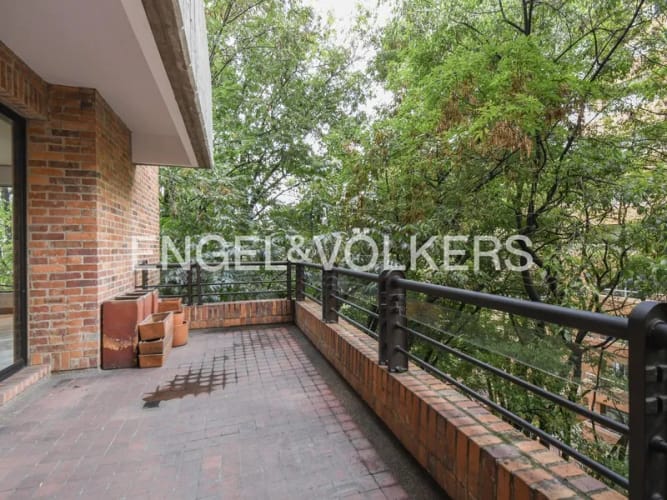 Apartamento de 4 alcobas en venta en La Cabrera, Bogotá, 396 m² · foto 12 de 18