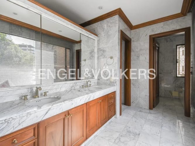 Apartamento de 4 alcobas en venta en La Cabrera, Bogotá, 396 m² · foto 10 de 18