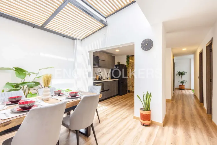 Apartamento en venta en Laureles, Medellín · foto 3 de 8