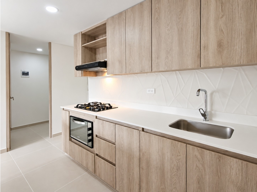 Apartamento en venta en Zona Industrial No. 1, Itagüí · foto 2 de 17