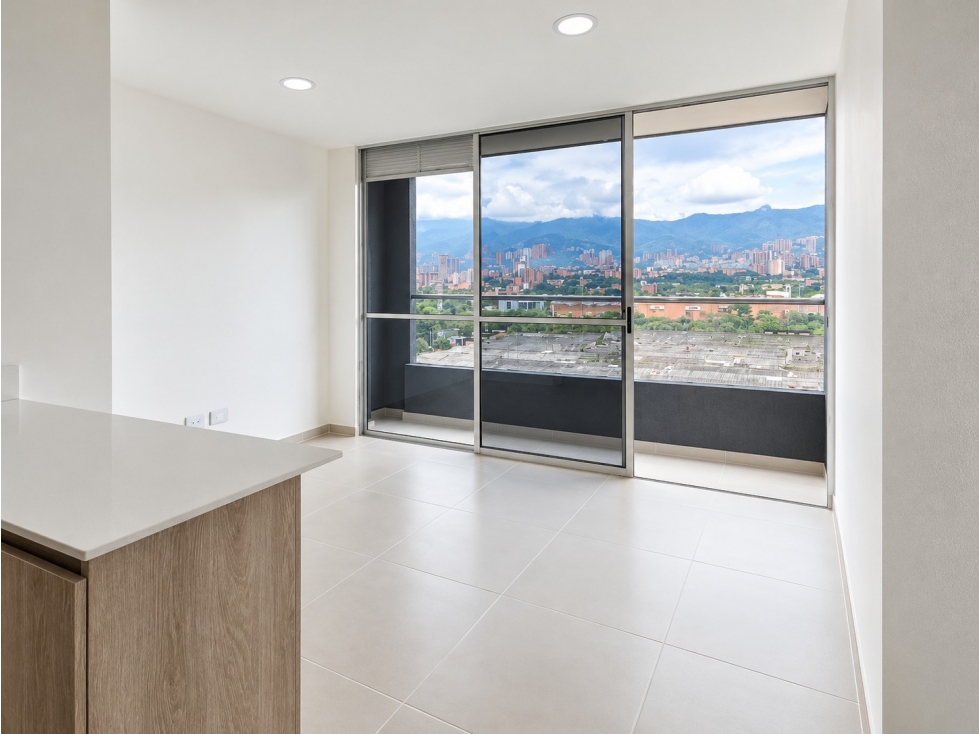 Apartamento en venta en Zona Industrial No. 1, Itagüí · foto 4 de 17