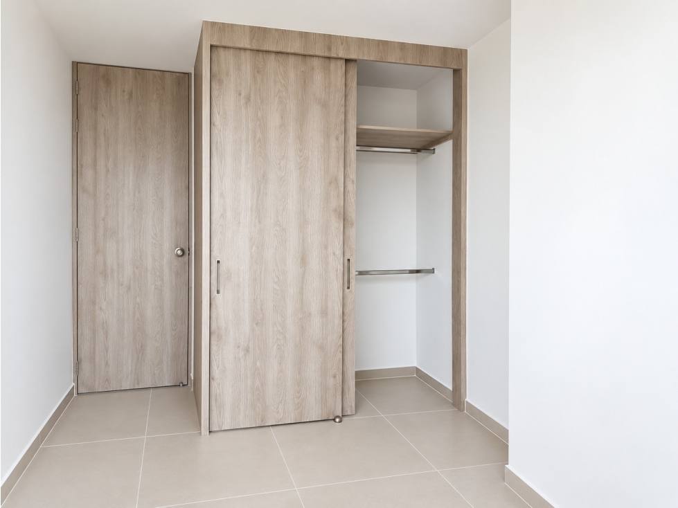 Apartamento en venta en Zona Industrial No. 1, Itagüí · foto 9 de 17