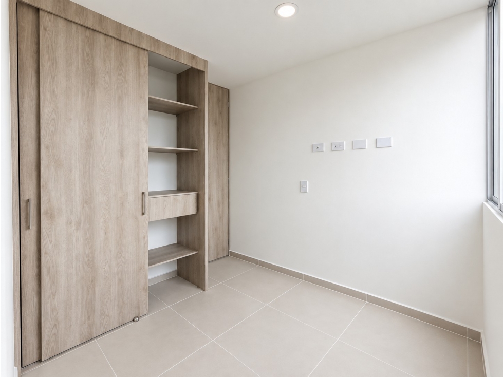 Apartamento en venta en Zona Industrial No. 1, Itagüí · foto 11 de 17