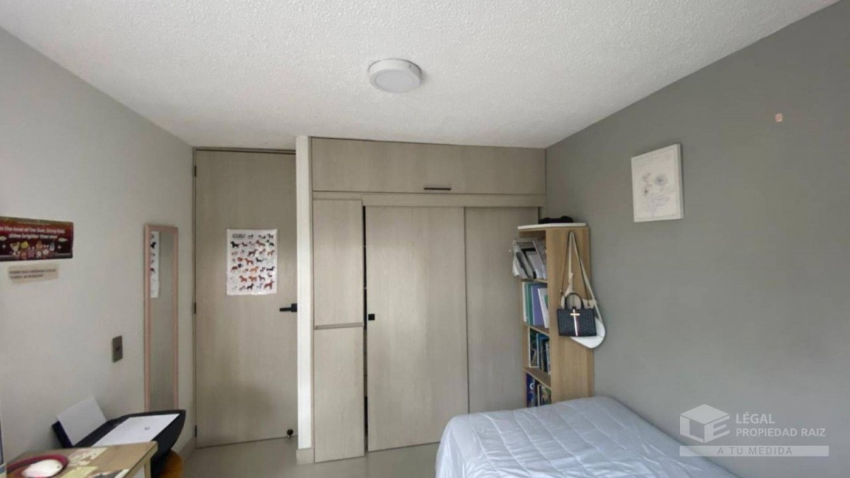 Apartamento en venta en Loma De Los Bernal, Medellín · foto 8 de 12