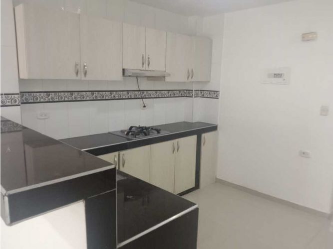 Casa de 5 alcobas en venta en Conjunto Residencial Verde Real, Cali, 240 m² · foto 4 de 24