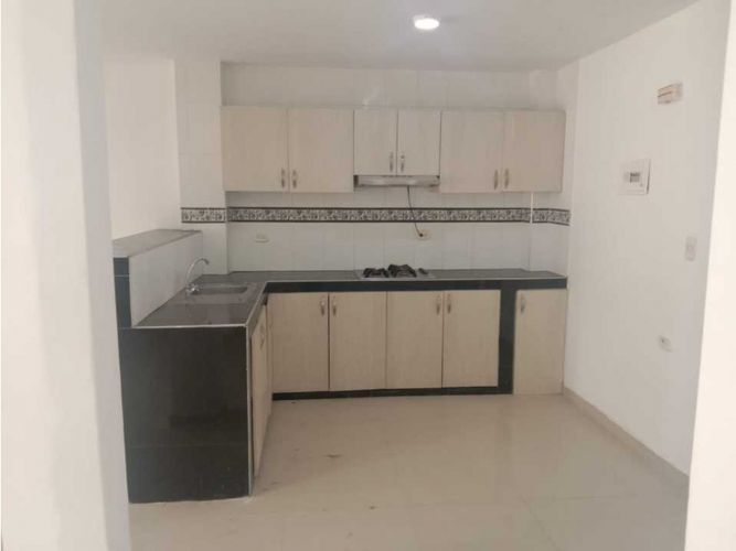 Casa de 5 alcobas en venta en Conjunto Residencial Verde Real, Cali, 240 m² · foto 14 de 24
