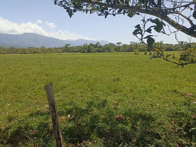 Finca en venta en La Poyata, Villavicencio, 75000 m² · foto 3 de 6