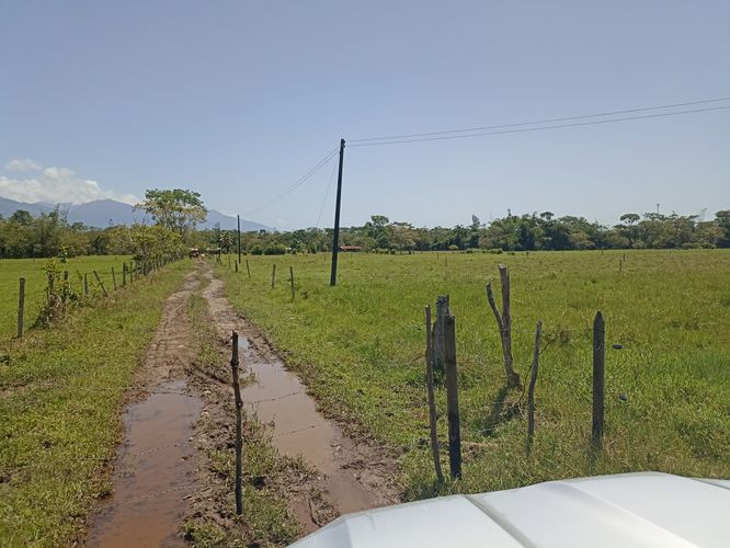 Finca en venta en La Poyata, Villavicencio, 75000 m² · foto 4 de 6