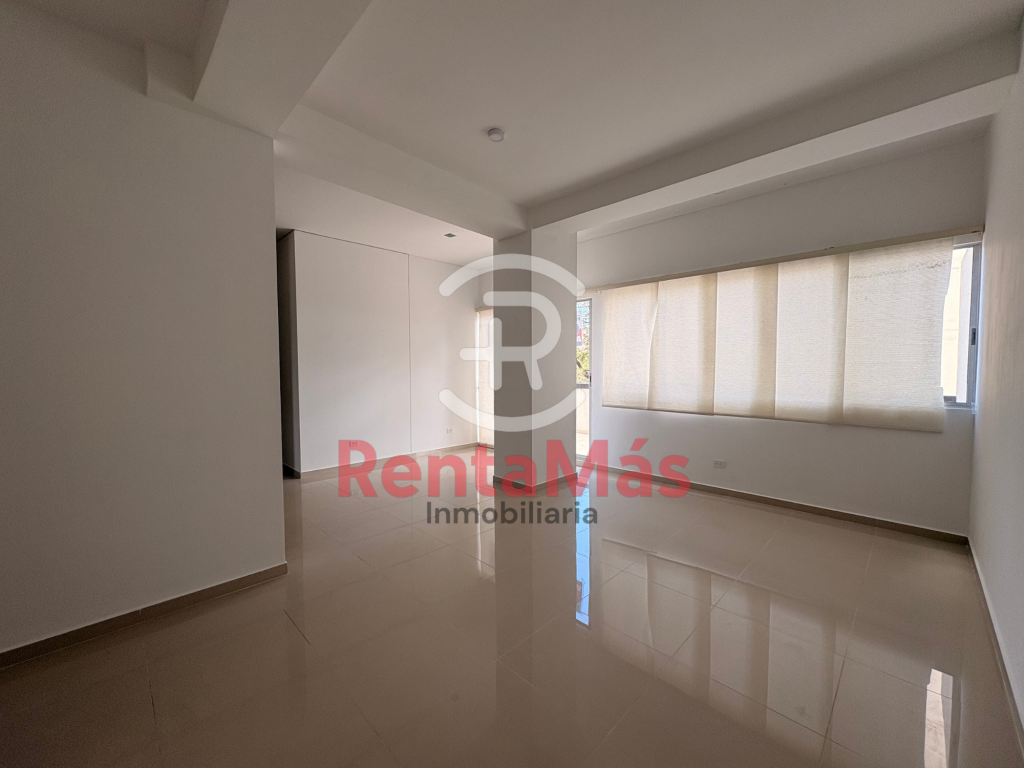 Apartamento en venta en La Riviera, Cúcuta · foto 2 de 24