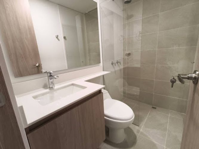 Apartamento en arriendo en Loma De San Jose, Sabaneta · foto 11 de 16