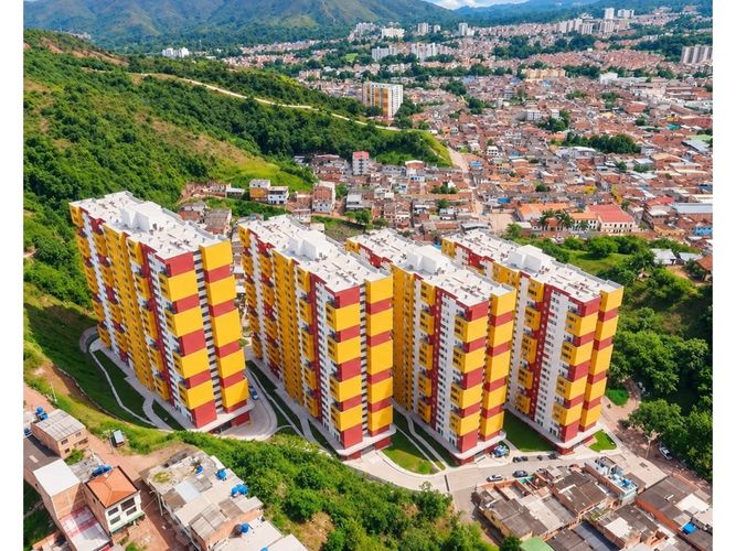 Apartamento de 2 alcobas en venta en Bellavista, Piedecuesta, 46 m² · foto 2 de 8