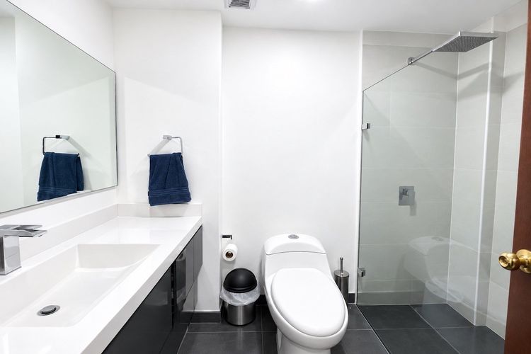 Apartamento de 3 alcobas en venta en Santa Barbara, Bogotá, 245 m² · foto 9 de 18