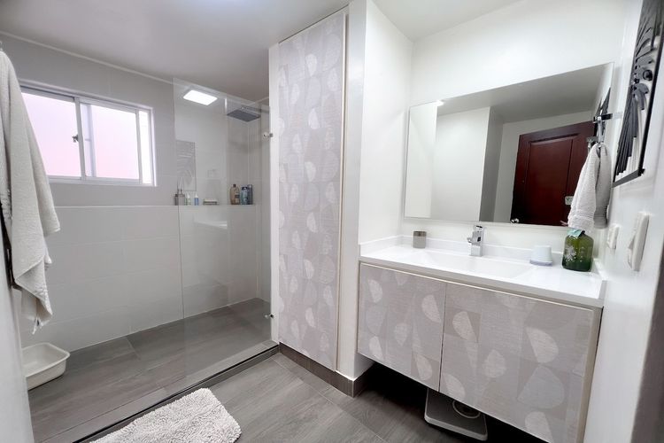 Apartamento de 3 alcobas en venta en Santa Barbara, Bogotá, 245 m² · foto 12 de 18